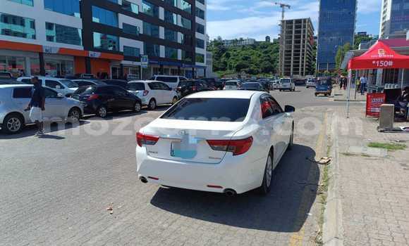 Tenga Itsva Toyota Mark X Chena Mota in Maputo in Maputo Tenga Itsva Toyota Mark X Chena Mota in Maputo in Maputo