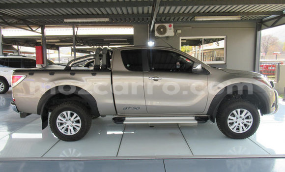 Nunua Ilio tumika Mazda BT-50 Nyingine Gari ndani ya Maputo nchini Maputo Nunua Ilio tumika Mazda BT-50 Nyingine Gari ndani ya Maputo nchini Maputo