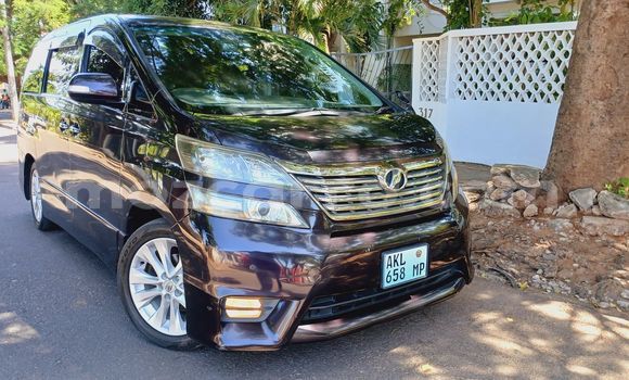 Tenga Tsaru Toyota Vellfire Zvimwe Mota in Maputo in Maputo Tenga Tsaru Toyota Vellfire Zvimwe Mota in Maputo in Maputo