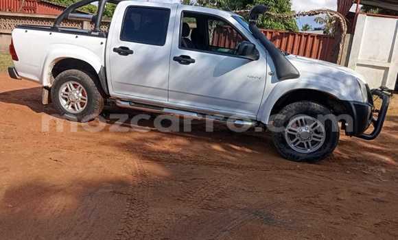 Buy Used Isuzu KB White Car in Maputo in Maputo Buy Used Isuzu KB White Car in Maputo in Maputo