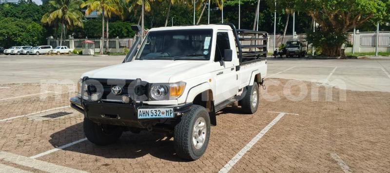 Big with watermark toyota hilux maputo maputo 38259