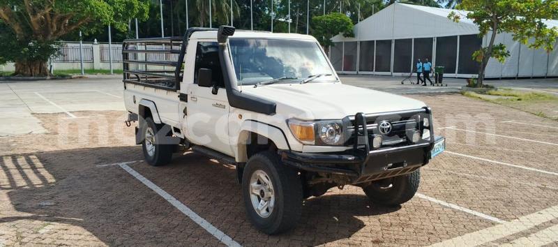 Big with watermark toyota hilux maputo maputo 38259
