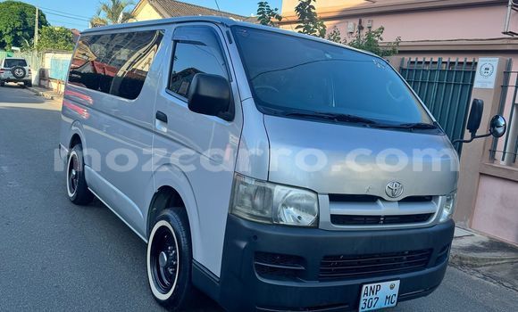 Tenga Tsaru Toyota Hiace Sirivha Mota in Maputo in Maputo Tenga Tsaru Toyota Hiace Sirivha Mota in Maputo in Maputo