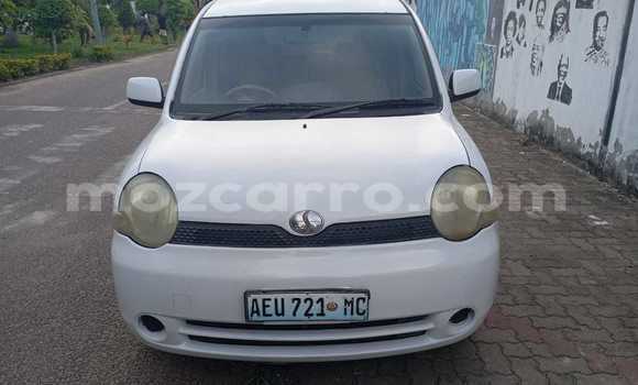 Tenga Tsaru Toyota Sienta Chena Mota in Maputo in Maputo Tenga Tsaru Toyota Sienta Chena Mota in Maputo in Maputo