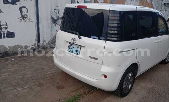 Tenga Tsaru Toyota Sienta Chena Mota in Maputo in Maputo Tenga Tsaru Toyota Sienta Chena Mota in Maputo in Maputo