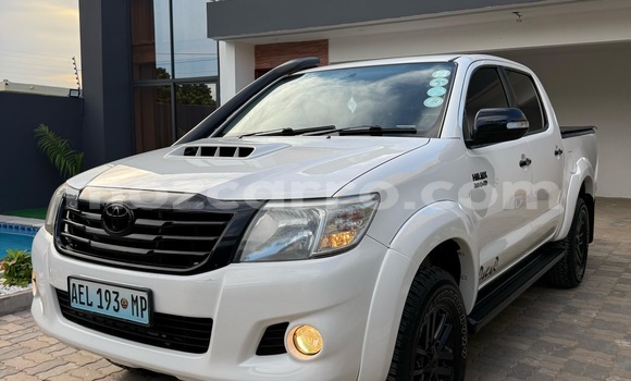 Buy Used Toyota Hilux White Car in Maputo in Maputo Buy Used Toyota Hilux White Car in Maputo in Maputo