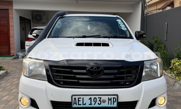 Buy Used Toyota Hilux White Car in Maputo in Maputo Buy Used Toyota Hilux White Car in Maputo in Maputo