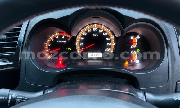 Buy Used Toyota Hilux White Car in Maputo in Maputo Buy Used Toyota Hilux White Car in Maputo in Maputo