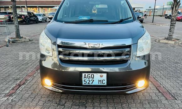 Comprar Usado Toyota Noah Preto Carro em Maputo em Maputo Comprar Usado Toyota Noah Preto Carro em Maputo em Maputo