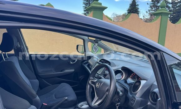 Nunua Ilio tumika Honda Fit Nyeusi Gari ndani ya Maputo nchini Maputo Nunua Ilio tumika Honda Fit Nyeusi Gari ndani ya Maputo nchini Maputo