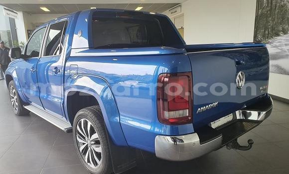 Buy Used Volkswagen Amarok Blue Car in Maputo in Maputo Buy Used Volkswagen Amarok Blue Car in Maputo in Maputo