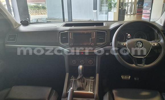 Buy Used Volkswagen Amarok Blue Car in Maputo in Maputo Buy Used Volkswagen Amarok Blue Car in Maputo in Maputo