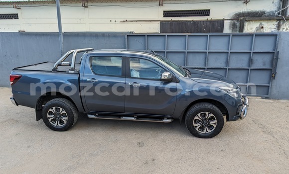 Nunua Ilio tumika Mazda BT-50 Bluu Gari ndani ya Maputo nchini Maputo Nunua Ilio tumika Mazda BT-50 Bluu Gari ndani ya Maputo nchini Maputo