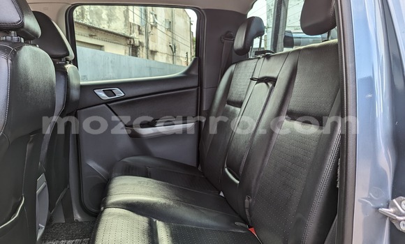 Nunua Ilio tumika Mazda BT-50 Bluu Gari ndani ya Maputo nchini Maputo Nunua Ilio tumika Mazda BT-50 Bluu Gari ndani ya Maputo nchini Maputo