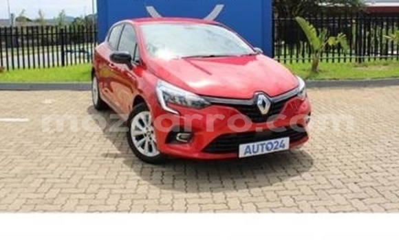 Comprar Usado Renault Clio Branco Carro em Maputo em Maputo
