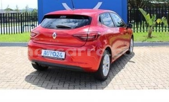 Tenga Tsaru Renault Clio Chena Mota in Maputo in Maputo Tenga Tsaru Renault Clio Chena Mota in Maputo in Maputo