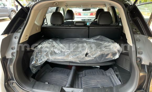 Comprar Usado Nissan X-Trail Preto Carro em Maputo em Maputo Comprar Usado Nissan X-Trail Preto Carro em Maputo em Maputo