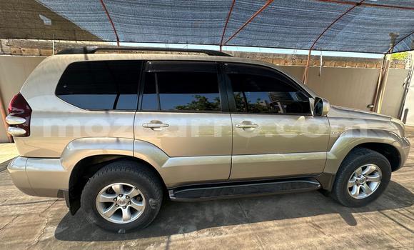 Comprar Usado Toyota Land Cruiser Prado Bege Carro em Maputo em Maputo Comprar Usado Toyota Land Cruiser Prado Bege Carro em Maputo em Maputo
