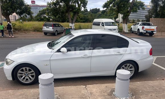 Tenga Tsaru BMW 2-Series Chena Mota in Maputo in Maputo Tenga Tsaru BMW 2-Series Chena Mota in Maputo in Maputo