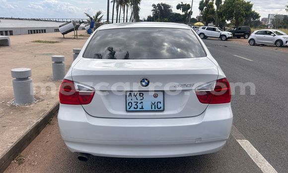 Tenga Tsaru BMW 2-Series Chena Mota in Maputo in Maputo Tenga Tsaru BMW 2-Series Chena Mota in Maputo in Maputo