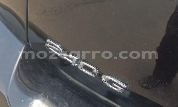 Nunua Ilio tumika Toyota Harrier Nyeusi Gari ndani ya Maputo nchini Maputo Nunua Ilio tumika Toyota Harrier Nyeusi Gari ndani ya Maputo nchini Maputo