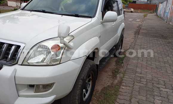 Comprar Usado Toyota Land Cruiser Prado Branco Carro em Maputo em Maputo Comprar Usado Toyota Land Cruiser Prado Branco Carro em Maputo em Maputo