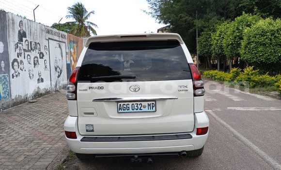 Comprar Usado Toyota Land Cruiser Prado Branco Carro em Maputo em Maputo Comprar Usado Toyota Land Cruiser Prado Branco Carro em Maputo em Maputo
