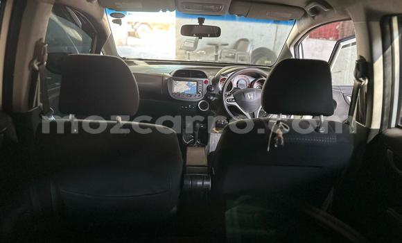 Nunua Ilio tumika Honda Fit Nyeupe Gari ndani ya Maputo nchini Maputo Nunua Ilio tumika Honda Fit Nyeupe Gari ndani ya Maputo nchini Maputo