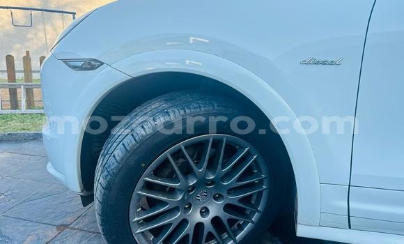 Comprar Novo Porsche Cayenne Branco Carro em Maputo em Maputo Comprar Novo Porsche Cayenne Branco Carro em Maputo em Maputo