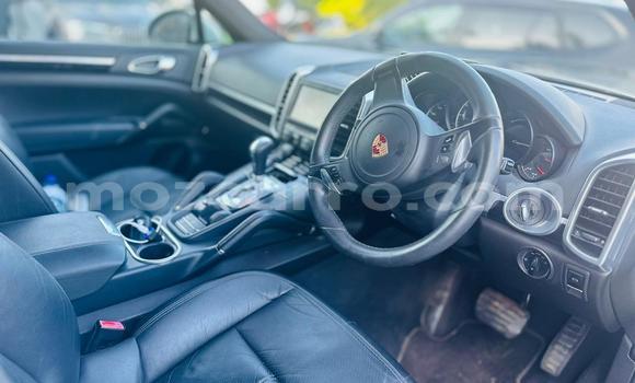 Comprar Novo Porsche Cayenne Branco Carro em Maputo em Maputo Comprar Novo Porsche Cayenne Branco Carro em Maputo em Maputo
