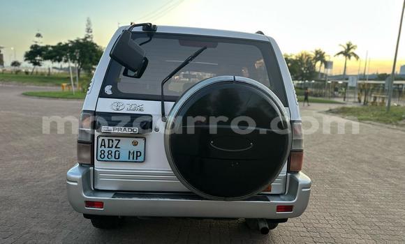 Buy Used Toyota Land Cruiser Prado White Car in Maputo in Maputo Buy Used Toyota Land Cruiser Prado White Car in Maputo in Maputo