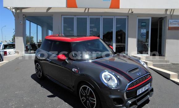 Buy Used MINI Clubman Black Car in Maputo in Maputo Buy Used MINI Clubman Black Car in Maputo in Maputo