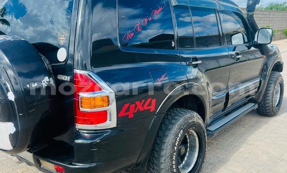 Comprar Usado Mitsubishi Pajero Preto Carro em Maputo em Maputo