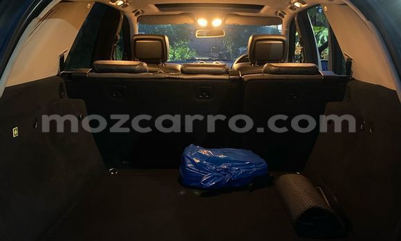 Nunua Ilio tumika Mercedes‒Benz M-Class Fedha Gari ndani ya Maputo nchini Maputo Nunua Ilio tumika Mercedes‒Benz M-Class Fedha Gari ndani ya Maputo nchini Maputo
