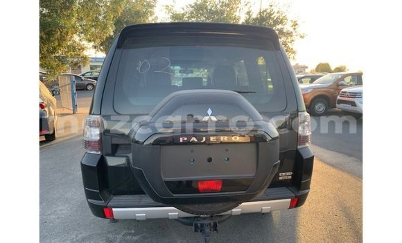 Comprar Importar Mitsubishi Pajero Preto Carro em Import - Dubai em Cabo Delgado Comprar Importar Mitsubishi Pajero Preto Carro em Import - Dubai em Cabo Delgado
