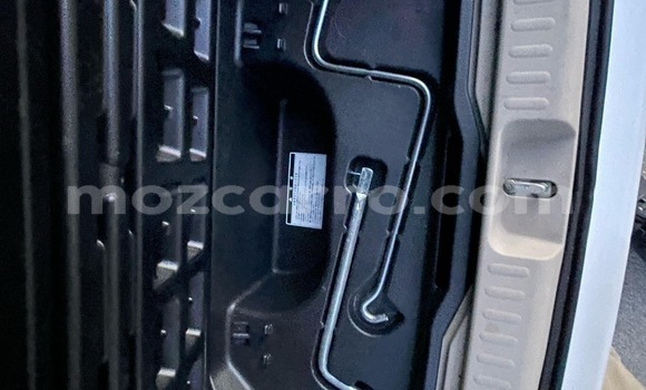 Tenga Tsaru Toyota Sienta Chena Mota in Maputo in Maputo Tenga Tsaru Toyota Sienta Chena Mota in Maputo in Maputo