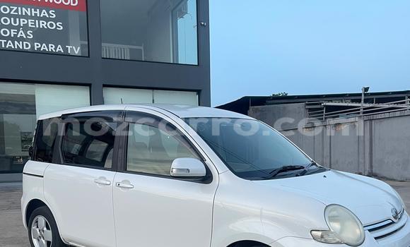 Tenga Tsaru Toyota Sienta Chena Mota in Maputo in Maputo Tenga Tsaru Toyota Sienta Chena Mota in Maputo in Maputo