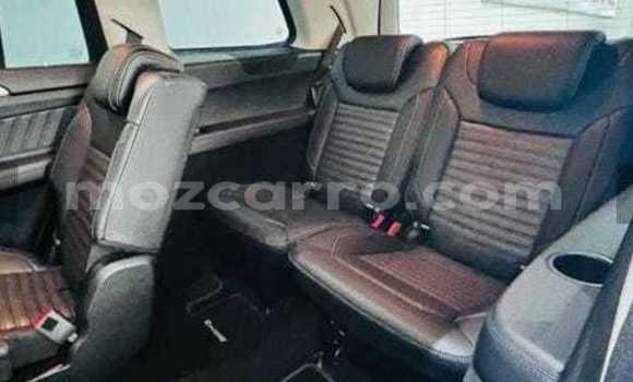 Nunua Ilio tumika Mercedes-Benz C-Classe Nyeupe Gari ndani ya Maputo nchini Maputo Nunua Ilio tumika Mercedes-Benz C-Classe Nyeupe Gari ndani ya Maputo nchini Maputo