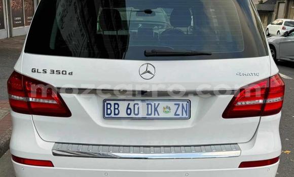 Nunua Ilio tumika Mercedes-Benz C-Classe Nyeupe Gari ndani ya Maputo nchini Maputo Nunua Ilio tumika Mercedes-Benz C-Classe Nyeupe Gari ndani ya Maputo nchini Maputo