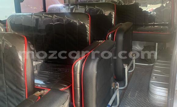 Nunua Ilio tumika Toyota Hiace Nyingine Gari ndani ya Maputo nchini Maputo Nunua Ilio tumika Toyota Hiace Nyingine Gari ndani ya Maputo nchini Maputo
