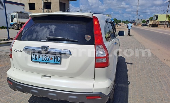 Nunua Ilio tumika Honda CR-V Nyeupe Gari ndani ya Maputo nchini Maputo Nunua Ilio tumika Honda CR-V Nyeupe Gari ndani ya Maputo nchini Maputo