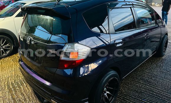 Buy Used Honda Fit Blue Car in Maputo in Maputo Buy Used Honda Fit Blue Car in Maputo in Maputo