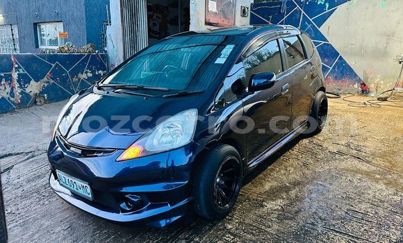 Buy Used Honda Fit Blue Car in Maputo in Maputo Buy Used Honda Fit Blue Car in Maputo in Maputo