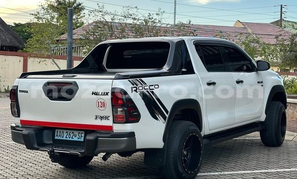 Comprar Novo Toyota Hilux Branco Carro em Maputo em Maputo Comprar Novo Toyota Hilux Branco Carro em Maputo em Maputo