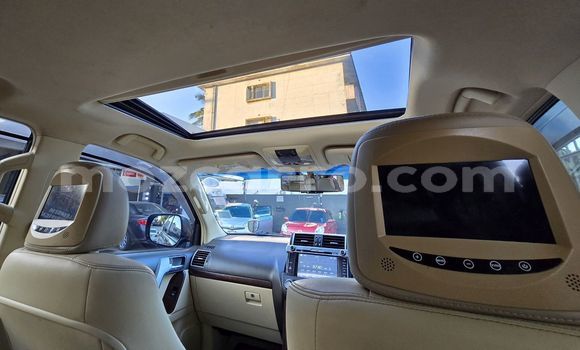 Comprar Novo Toyota Land Cruiser Prado Castanho Carro em Maputo em Maputo Comprar Novo Toyota Land Cruiser Prado Castanho Carro em Maputo em Maputo