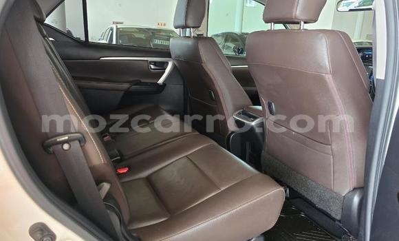 Comprar Usado Toyota Fortuner Branco Carro em Maputo em Maputo Comprar Usado Toyota Fortuner Branco Carro em Maputo em Maputo