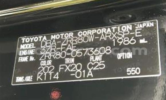 Comprar Usado Toyota Noah Prata Carro em Maputo em Maputo Comprar Usado Toyota Noah Prata Carro em Maputo em Maputo