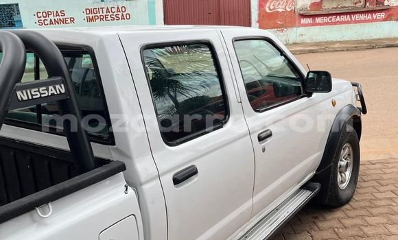 Buy Used Nissan Hardbody White Car in Maputo in Maputo Buy Used Nissan Hardbody White Car in Maputo in Maputo