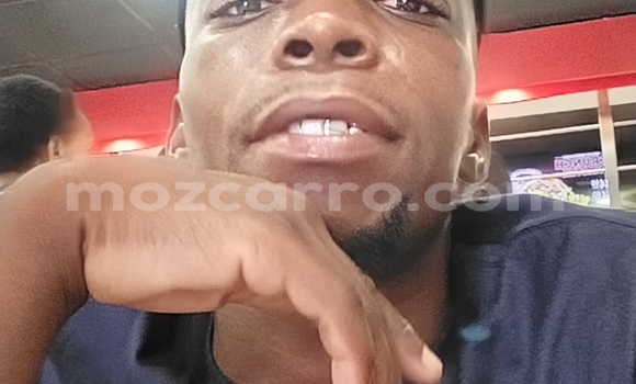 Comprar Importar Toyota Vitz Azul Carro em Macia em Gaza