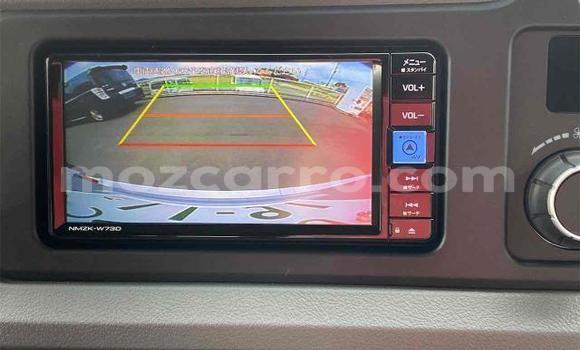 Nunua Ilio tumika Toyota Coaster Fedha Gari ndani ya Maputo nchini Maputo Nunua Ilio tumika Toyota Coaster Fedha Gari ndani ya Maputo nchini Maputo